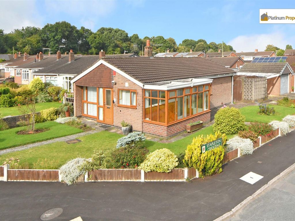 3 bed detached bungalow for sale in Stradbroke Drive, Dresden ST3, £