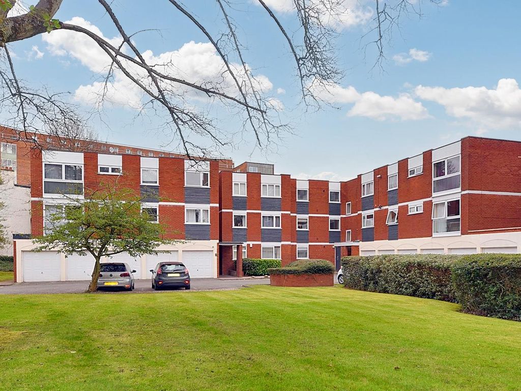 2 bed flat for sale in Hagley Road, Edgbaston, Birmingham B16, £171,000
