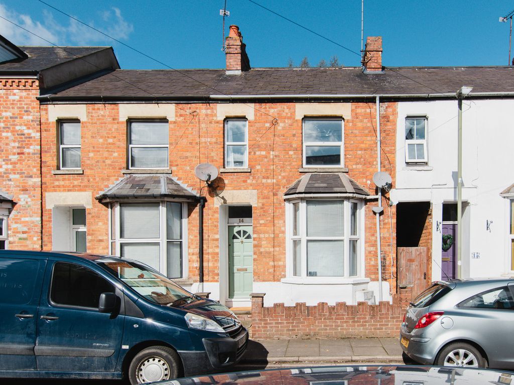 2 bed terraced house for sale in Gibbs Road, Banbury OX16 Zoopla