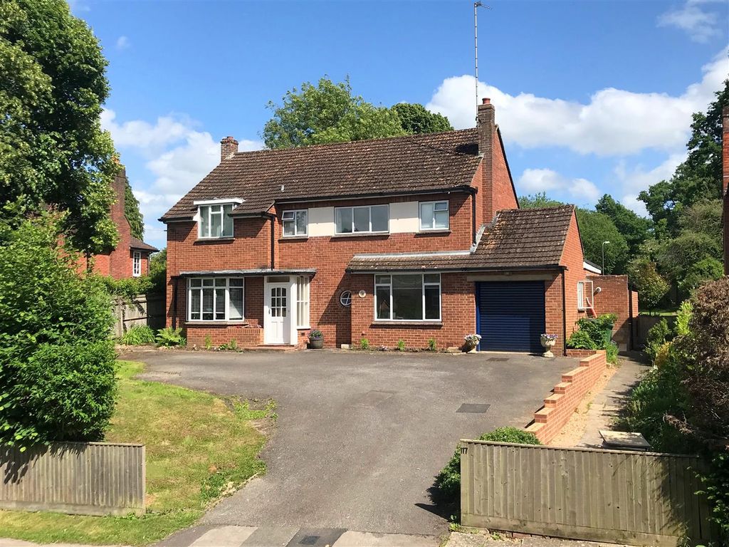4 bed detached house for sale in Andover Road, Newbury RG14 Zoopla