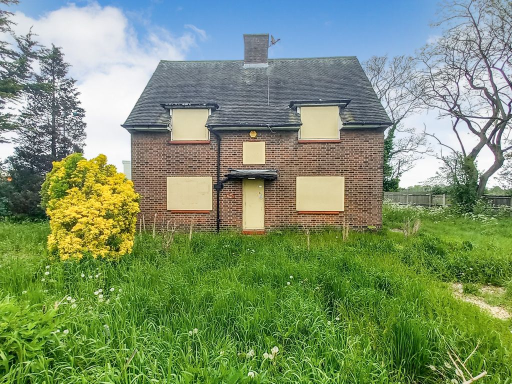 3 bed detached house for sale in Bell Lane, Enfield EN3 Zoopla