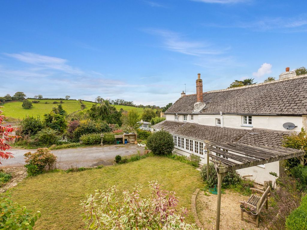 5 bed farmhouse for sale in Coffinswell, Newton Abbot TQ12, £675,000
