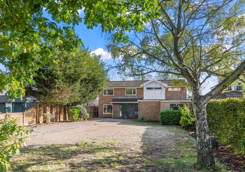 6 bed detached house for sale in Corton Long Lane, Corton, Suffolk NR32