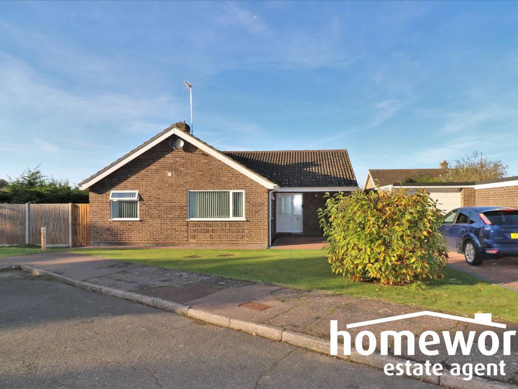 3 bed detached bungalow for sale in Castell Road, Dereham NR19 Zoopla