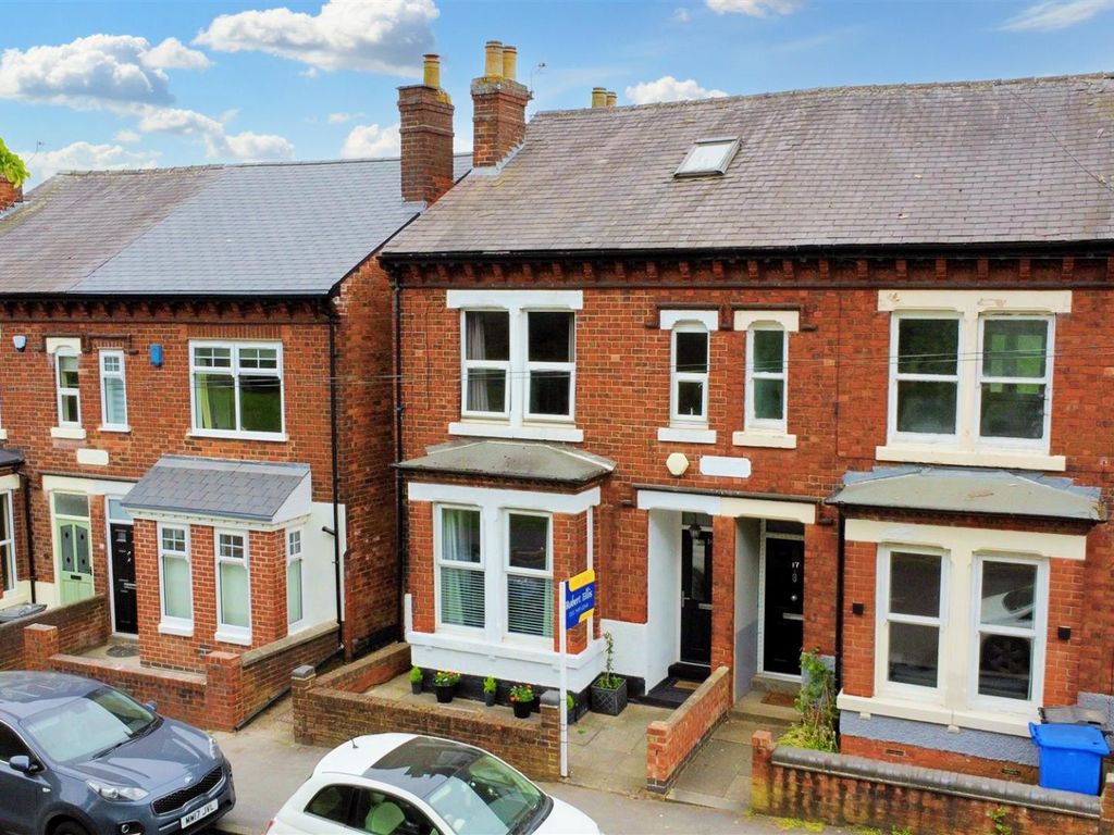4 bed end terrace house for sale in Bristol Road, Ilkeston DE7, £