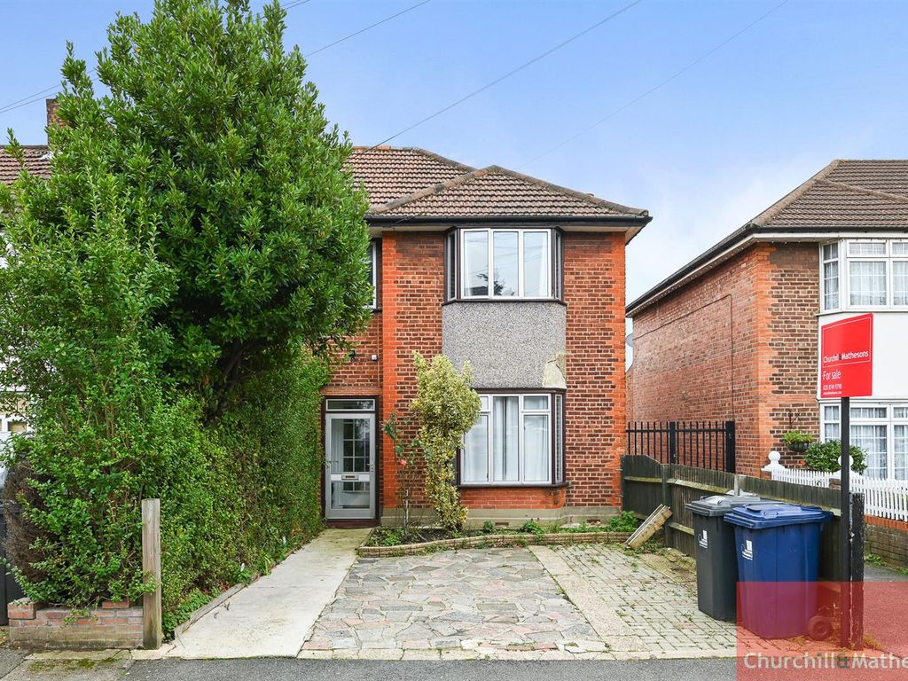 Braid Avenue, London W3  