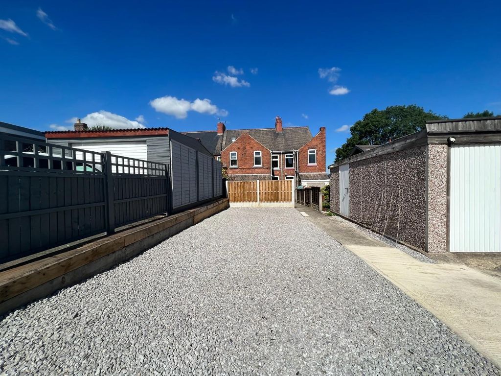 2 bed terraced house for sale in King Street, Brimington, Chesterfield