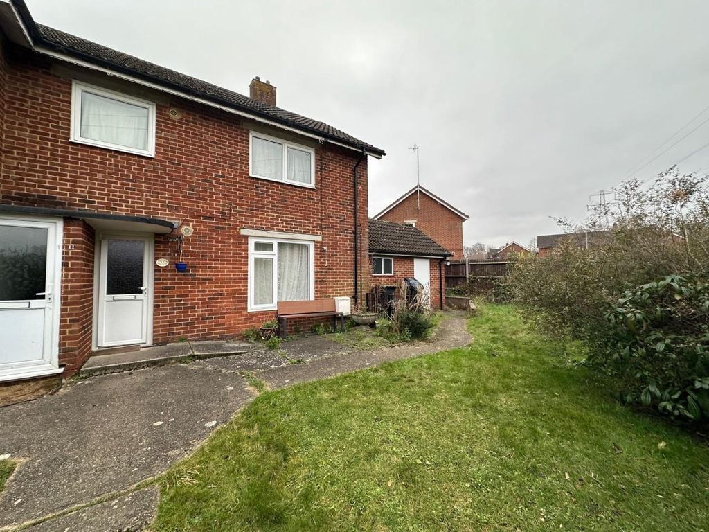 2 bed to rent in Beech Road, East Malling, West Malling ME19