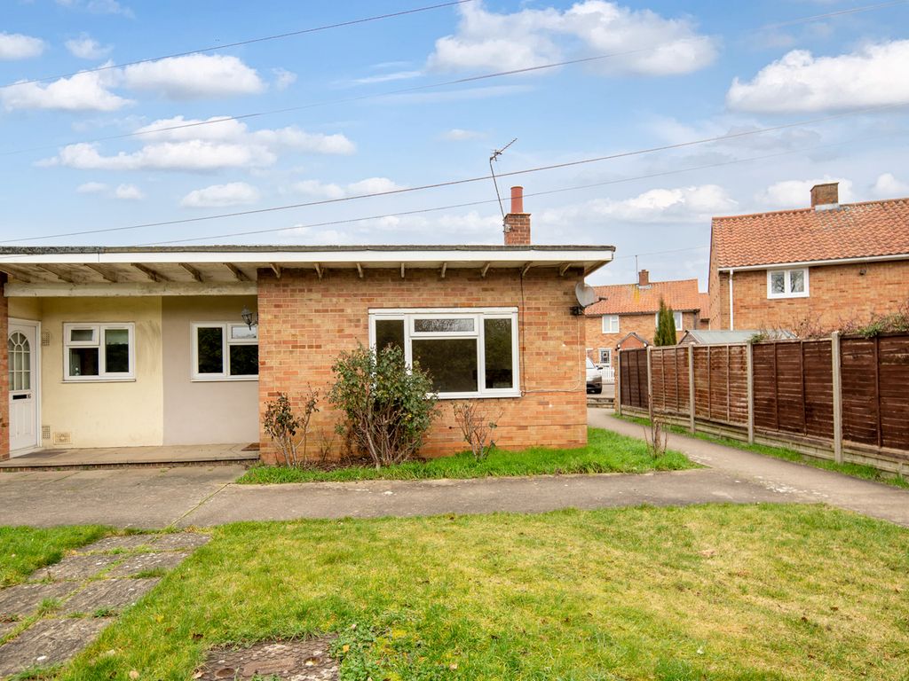 1 bed bungalow for sale in Ray Road, Bicester OX26 Zoopla