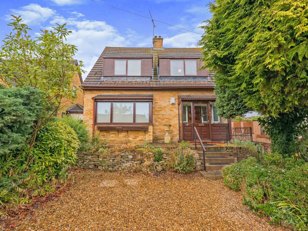 3 bed detached house for sale in Main Street, Yaxley, Peterborough PE7 Zoopla