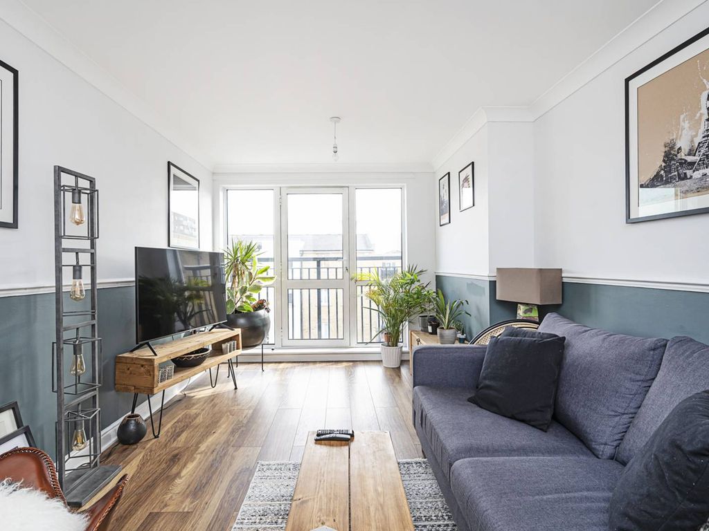 Candle Street Tower Hamlets London E1