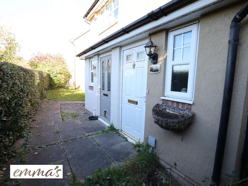 2 bed semidetached house for sale in Henbury Drive, Chelmsley Wood, Birmingham B37, £185,000