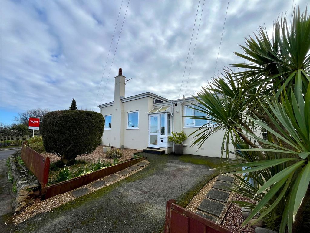 2 bed semidetached house for sale in Crossway, Goodrington, Paignton