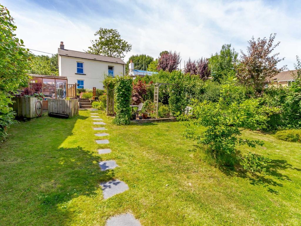 2 bed semidetached house for sale in Wern Road, Pontypool, Torfaen NP4