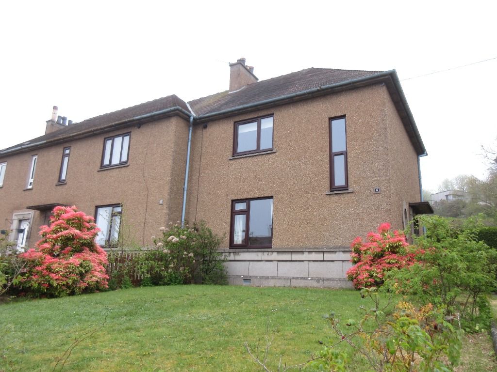 2 bed terraced house to rent in Elizabeth Crescent, NewportOnTay
