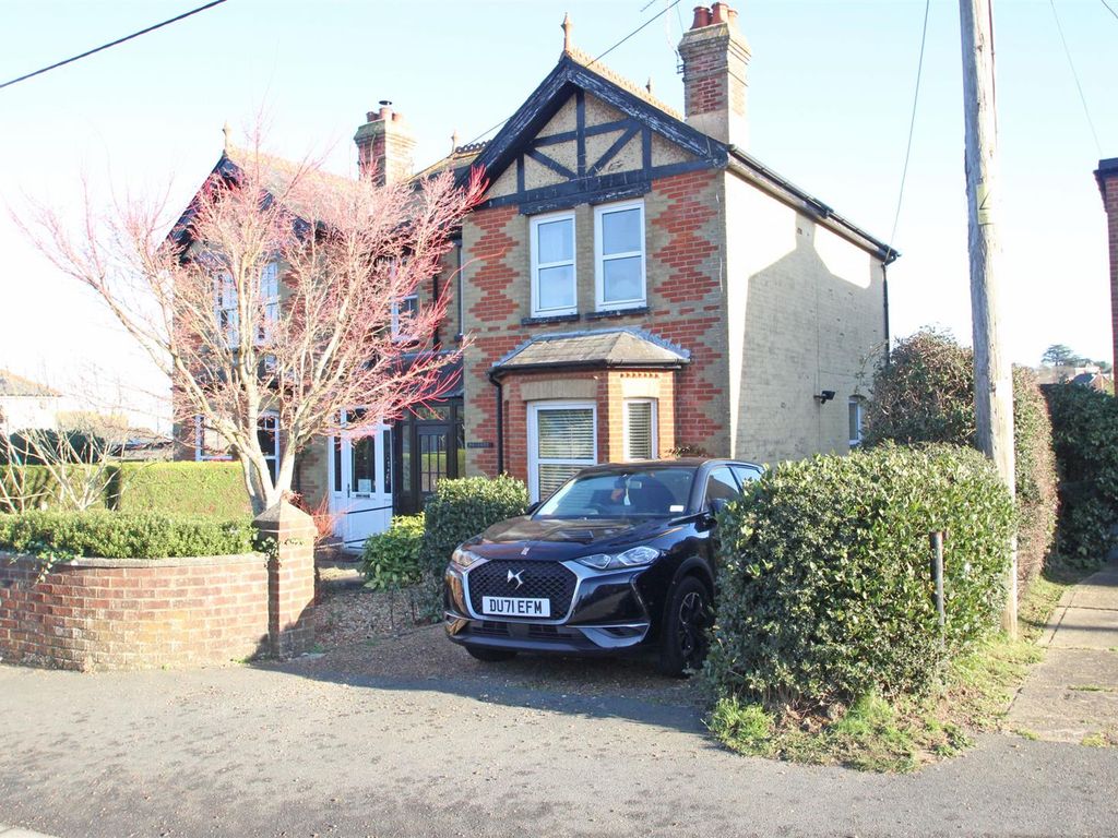 3 bed semidetached house for sale in New Road, Wootton Bridge, Ryde