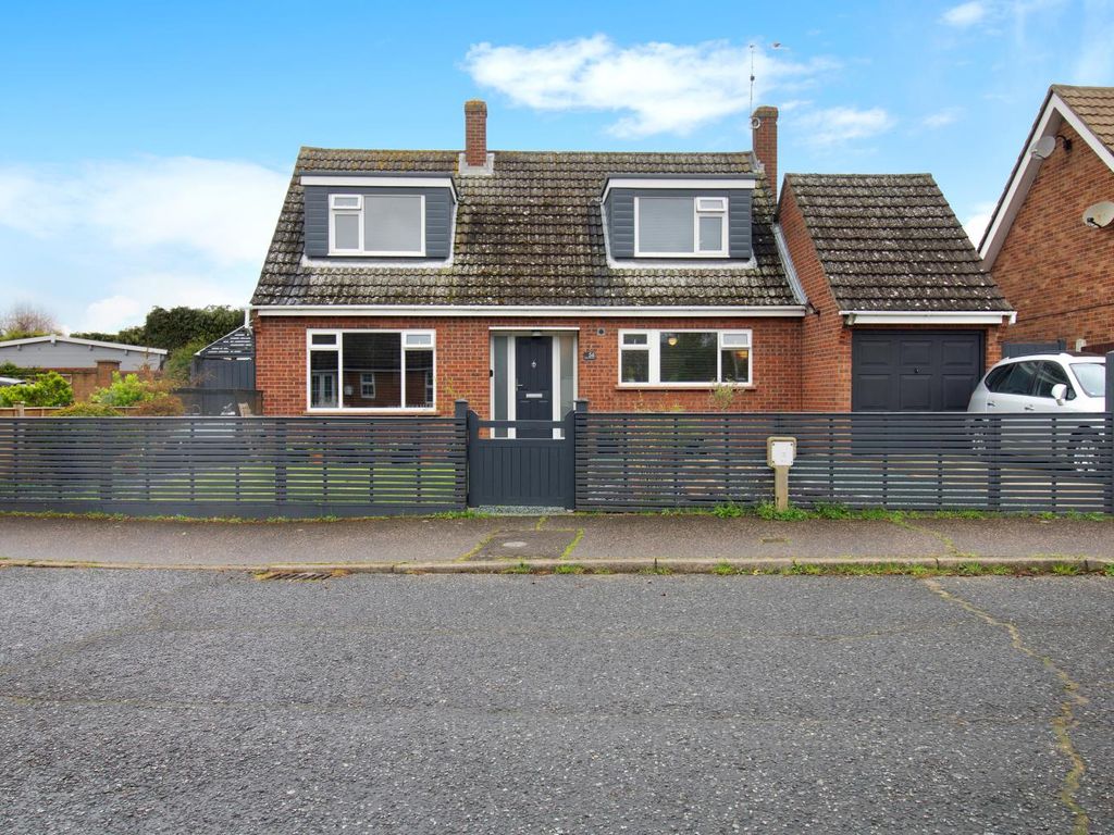 3 bed detached house for sale in Oakwood Avenue, West Mersea, Colchester CO5 Zoopla
