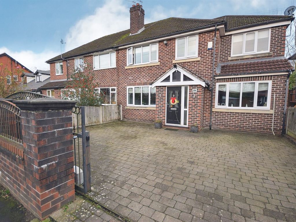 4 bed semidetached house for sale in Beech Avenue, Gatley, Cheadle SK8