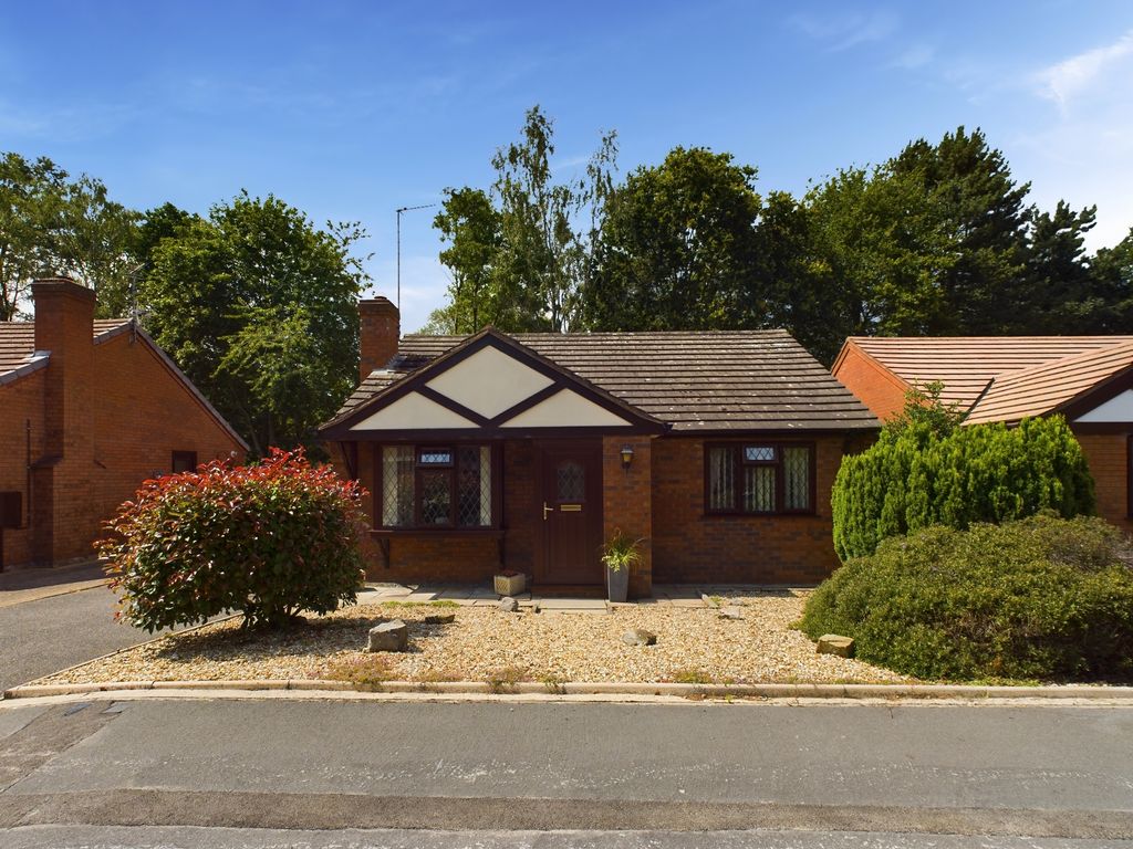2 bed bungalow for sale in Tudor Road, Lincoln LN6 Zoopla