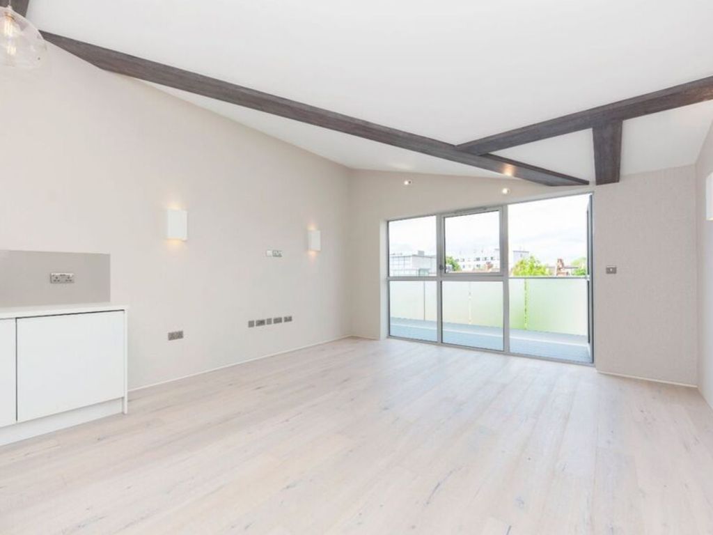 2 bed flat to rent in Lambton Road, Raynes Park, London SW20 Zoopla