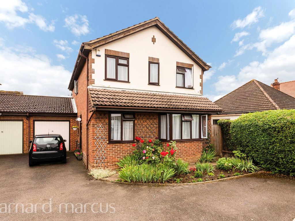 4 bed detached house for sale in Kingston Road, Ewell, Epsom KT19, £