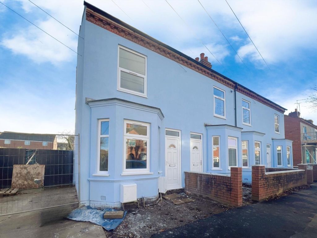 3 bed end terrace house for sale in Bolingbroke Road, Coventry CV3, £