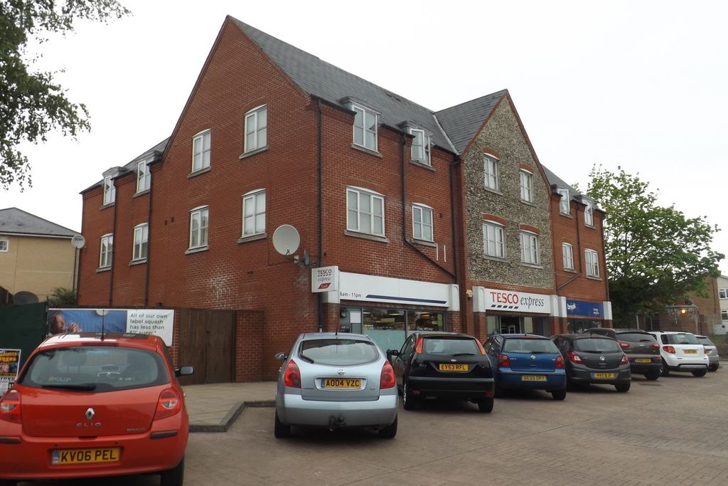 2 bed flat to rent in Prism House, Norwich Road, Thetford IP24, £800
