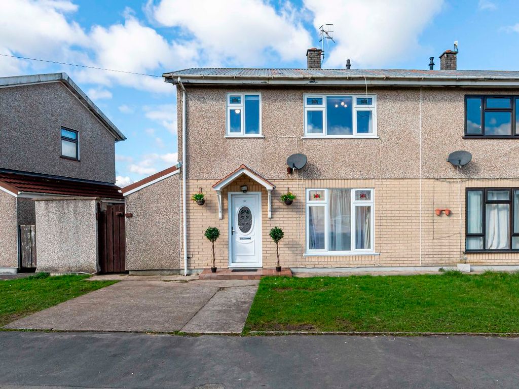 3 bed semidetached house for sale in Bryncelyn, Nelson, Treharris CF46