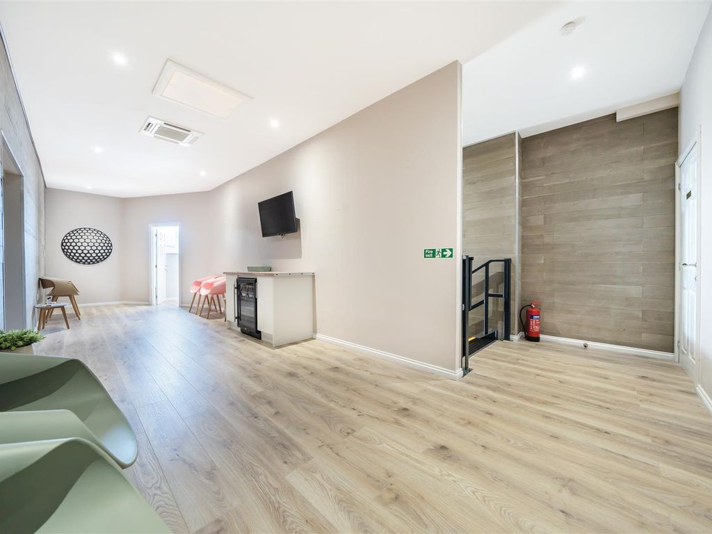 Light industrial for sale in Maple Leaf Business Park, Manston, Ramsgate CT12, £245,000 Zoopla