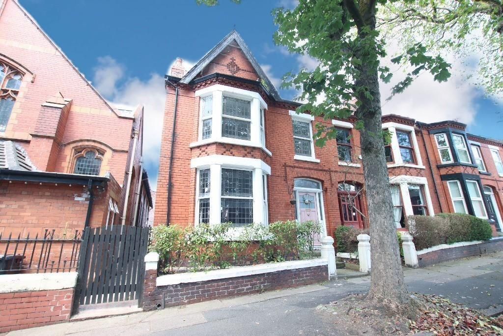 5 bed end terrace house to rent in Heathfield Road, Wavertree