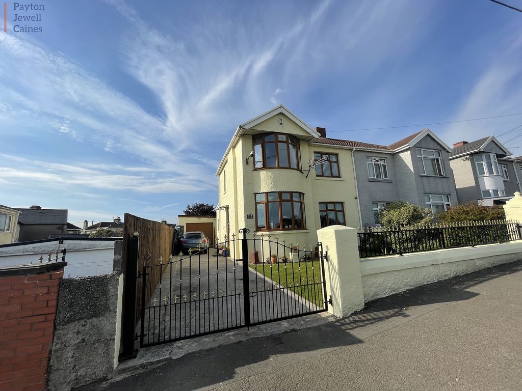 3 bed semidetached house for sale in Brynglas Terrace, Pyle, Bridgend