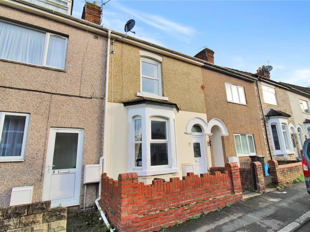 3 bed terraced house for sale in Hythe Road, Old Town, Swindon