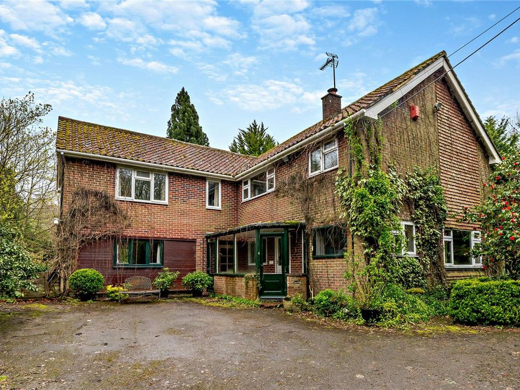 4 bed detached house for sale in Lower Green, Inkpen, Hungerford