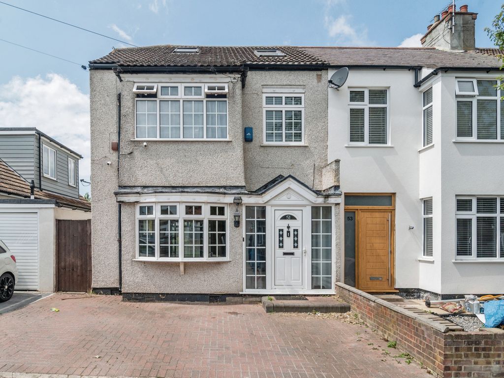 4 bed semidetached house for sale in Seaforth Grove, SouthendOnSea