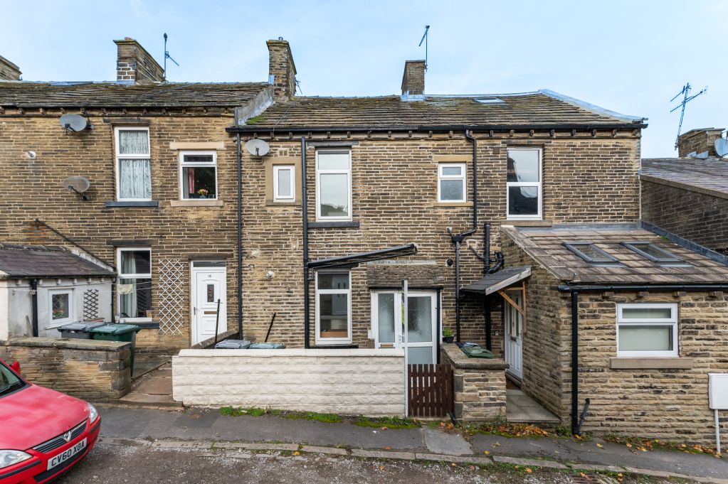 2 bed terraced house for sale in Wellington Street, Wilsden, West