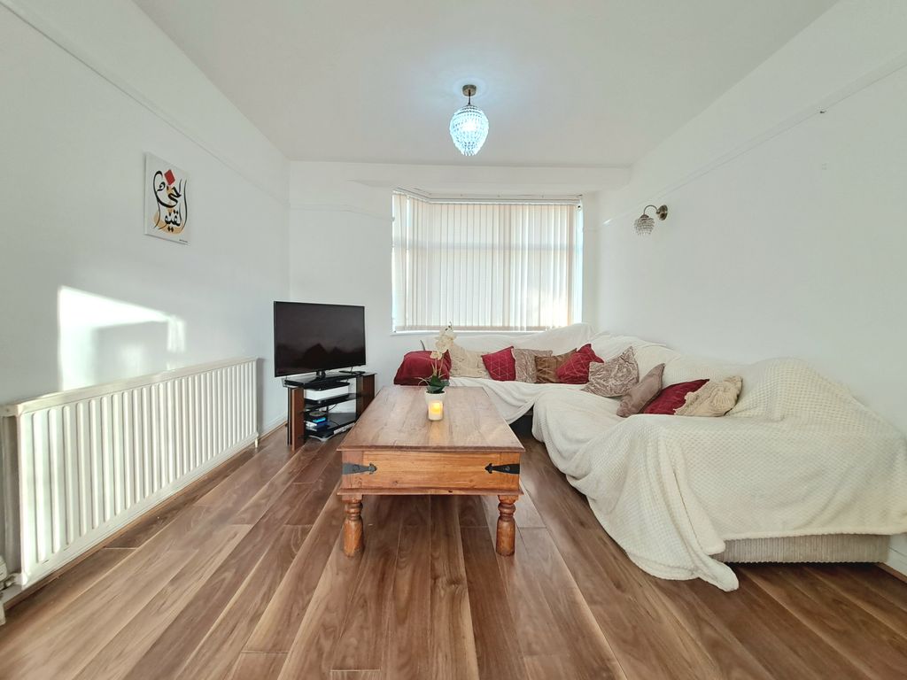 3 bed terraced house for sale in Whitefriars Avenue, Harrow HA3, £