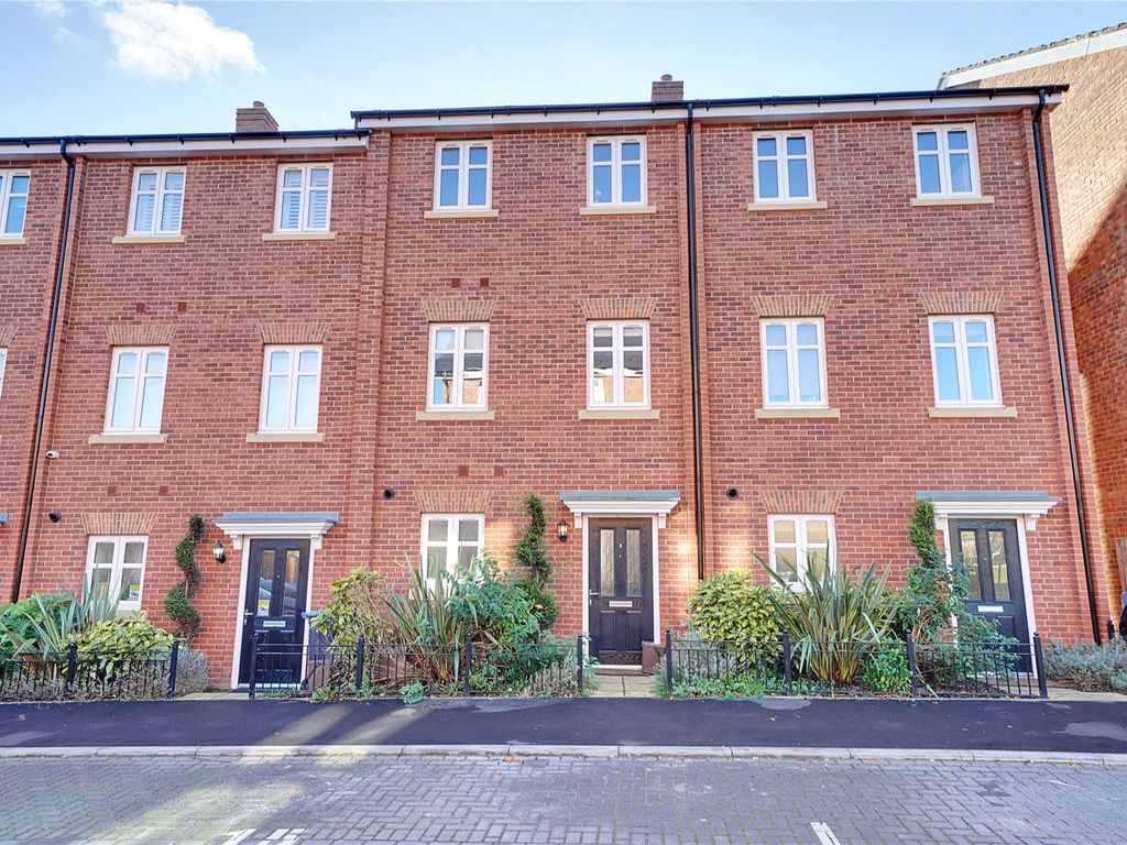 4 bed terraced house for sale in Archer Way, Enfield EN2, £700,000 Zoopla