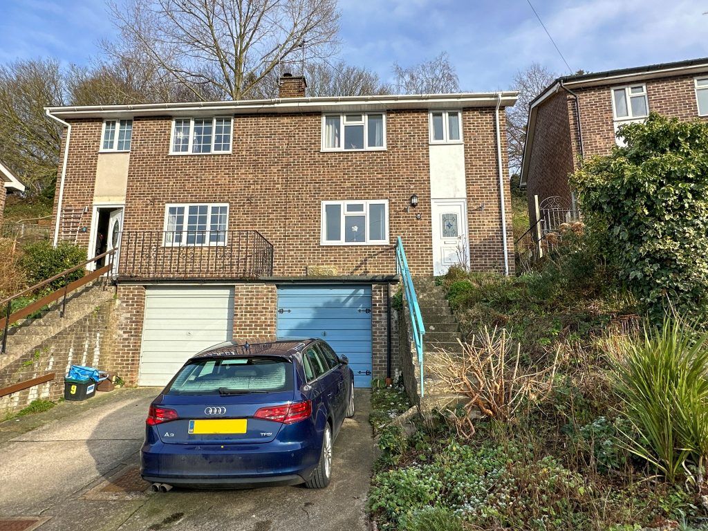 3 bed semidetached house for sale in Sycamore Drive, Yeovil, Somerset