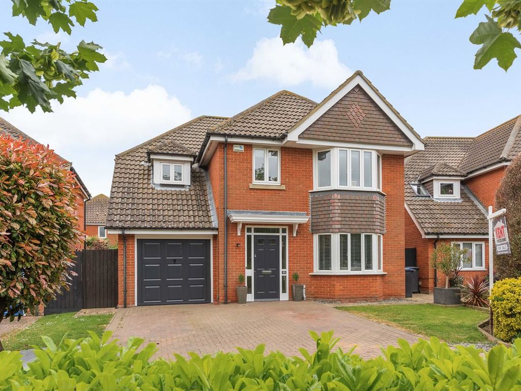 4 bed detached house for sale in Sanderling Road, Herne Bay CT6, £