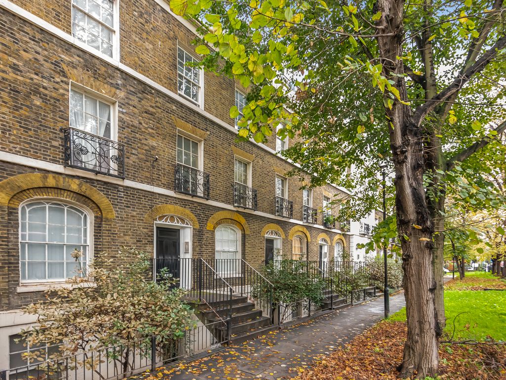 2 bed flat to rent in Brixton Road, Oval SW9 Zoopla