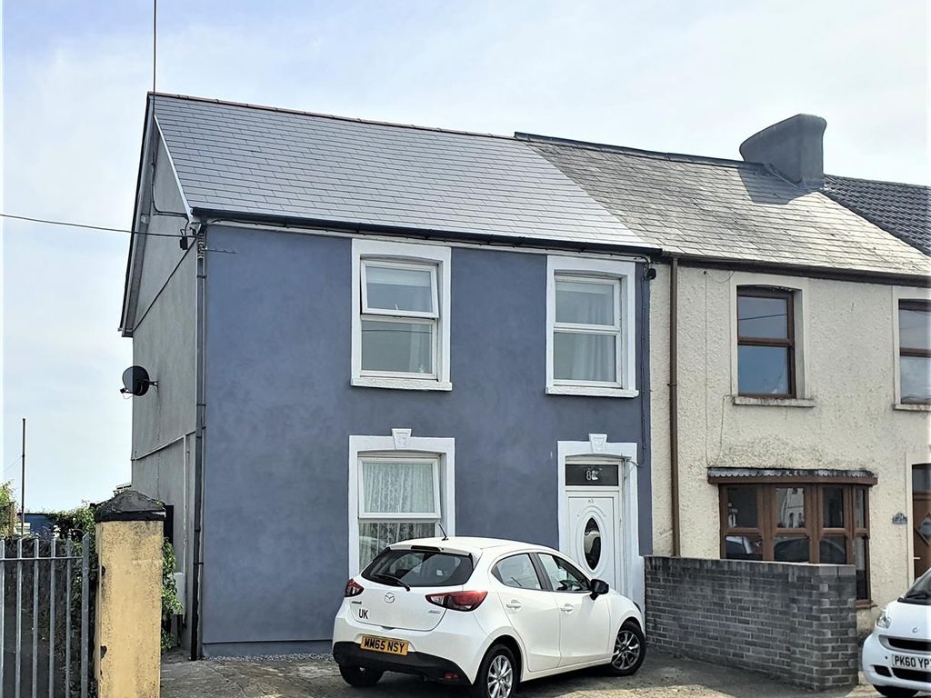 3 bed end terrace house for sale in Cefn Road, Cefn Cribwr, Bridgend