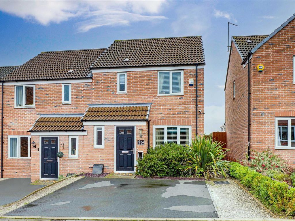 3 bed semidetached house for sale in Lewis Crescent, Annesley