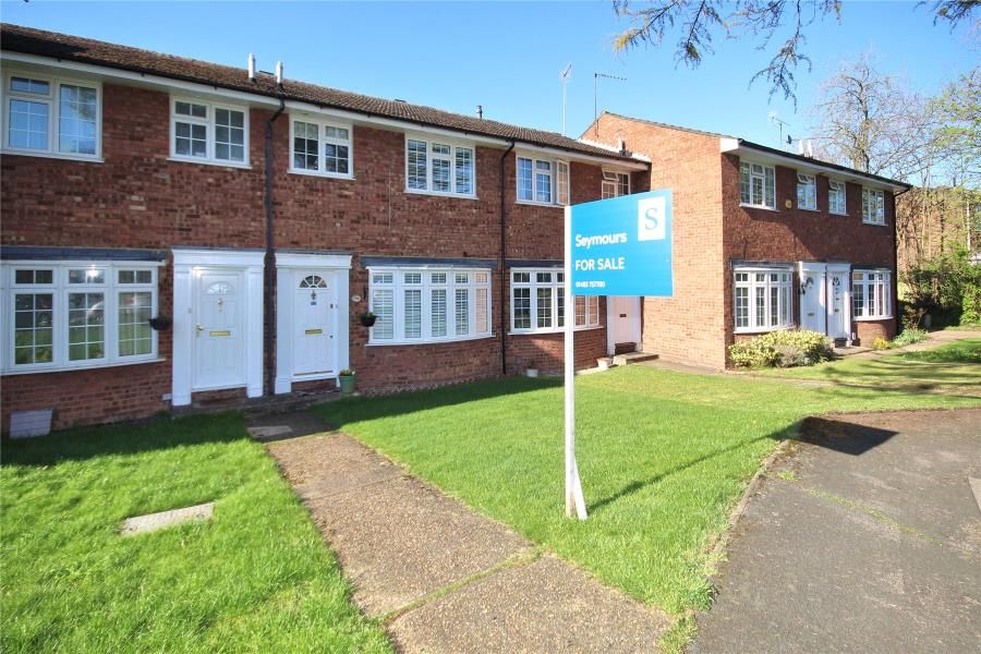 3 bed terraced house to rent in Mount Hermon Road, Hook Heath, Woking