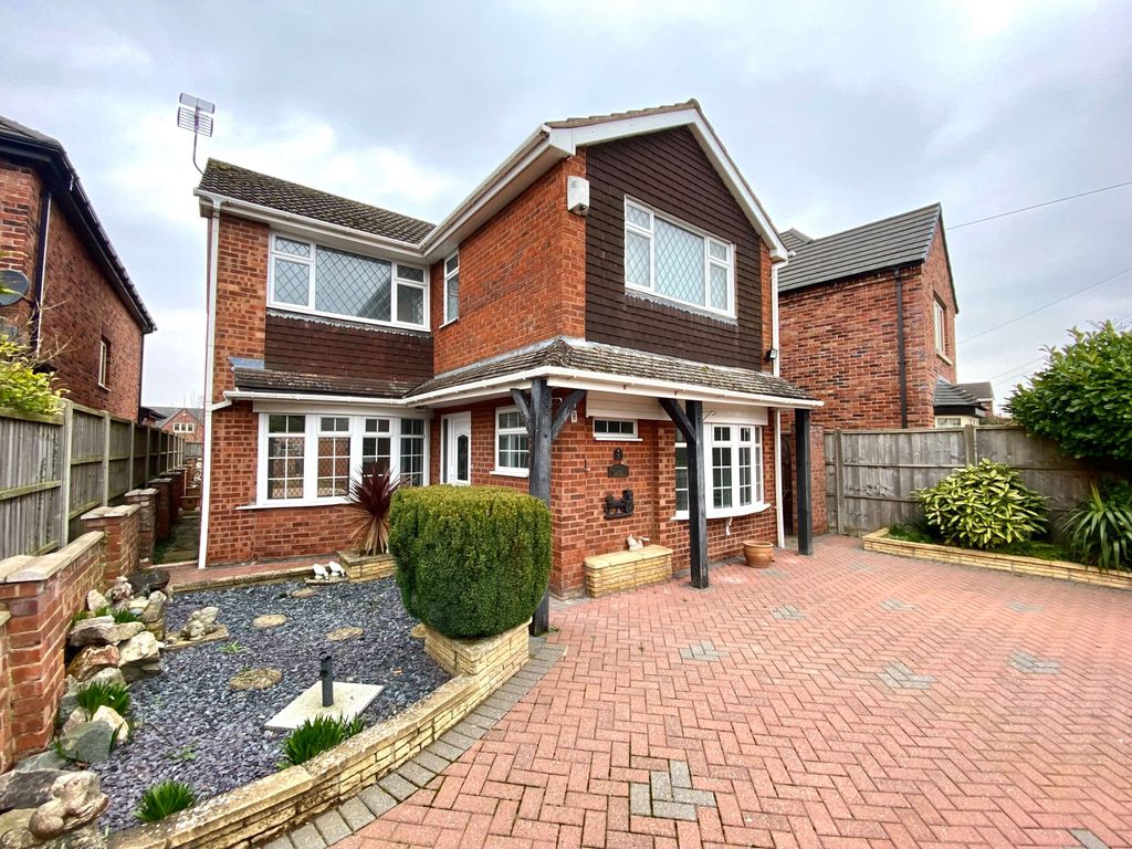 4 bed detached house for sale in Wolvey Road, Bulkington CV12 Zoopla