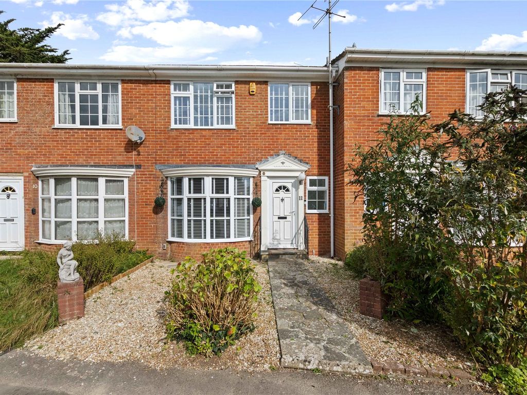 3 bed terraced house for sale in Pinewood Gardens, Bognor Regis, West