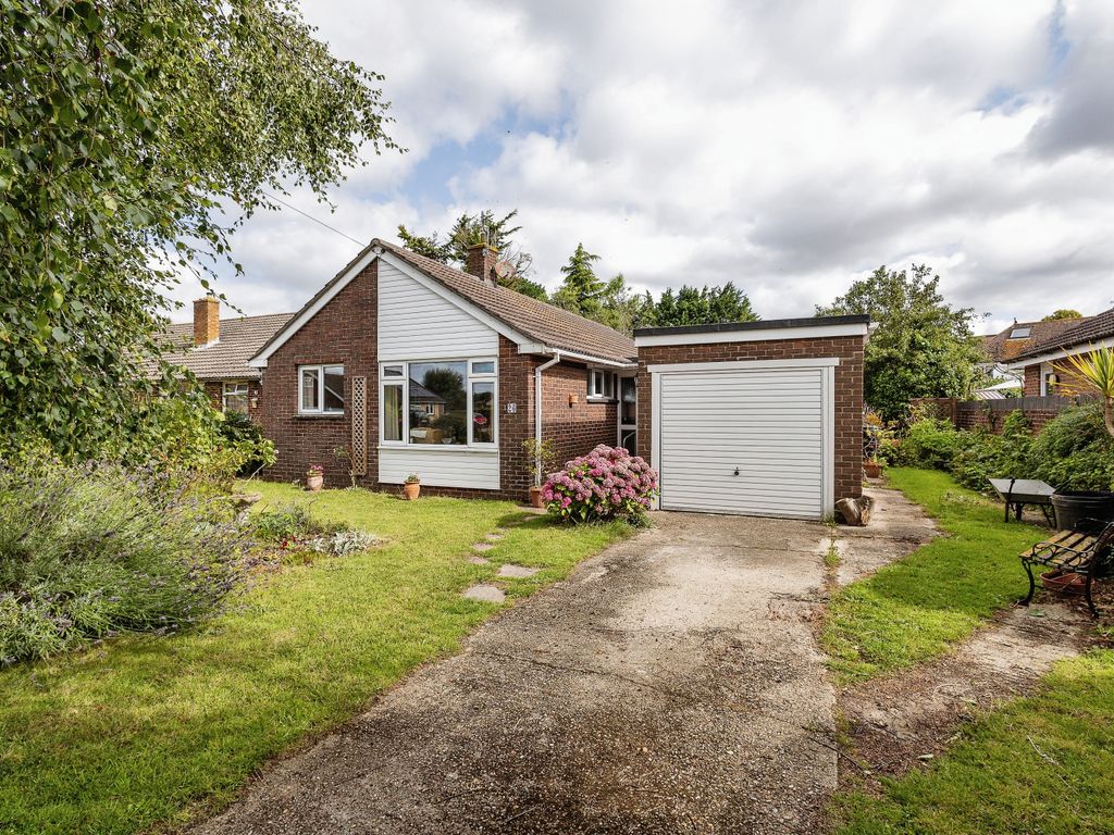 3 bed bungalow for sale in Manor Gardens, Southbourne, West Sussex PO10