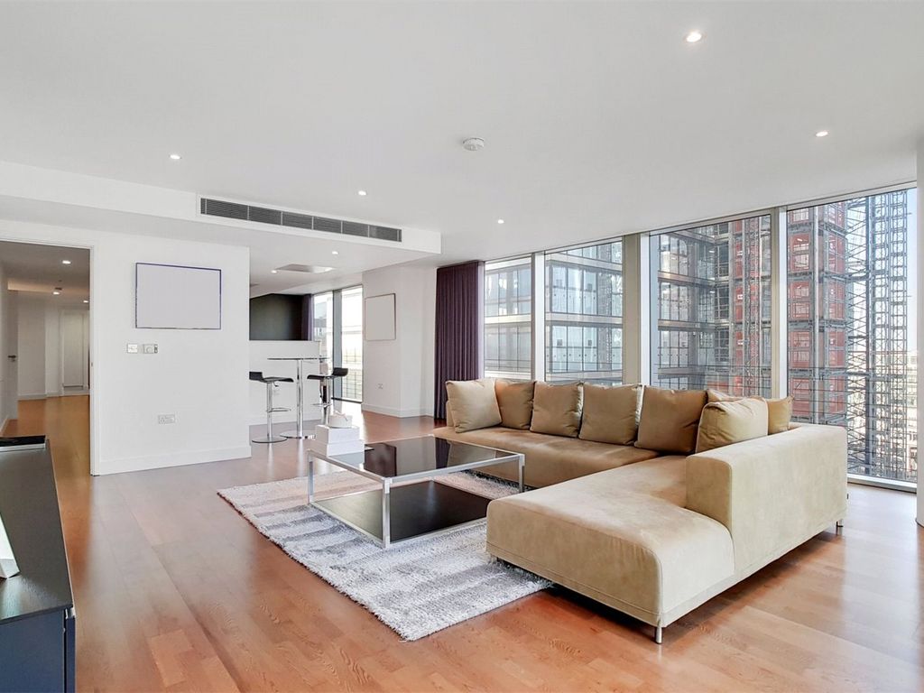 Landmark West Tower, 22 Marsh Wall, London E14  