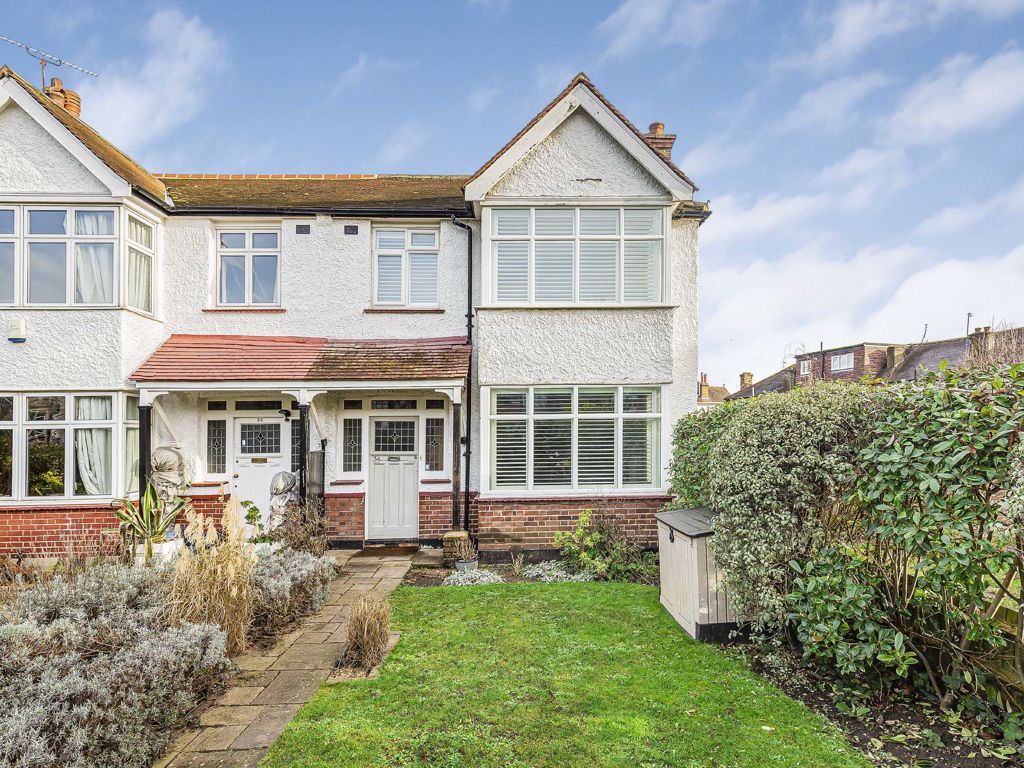 3 bed semidetached house for sale in Bolton Road, London W4 Zoopla