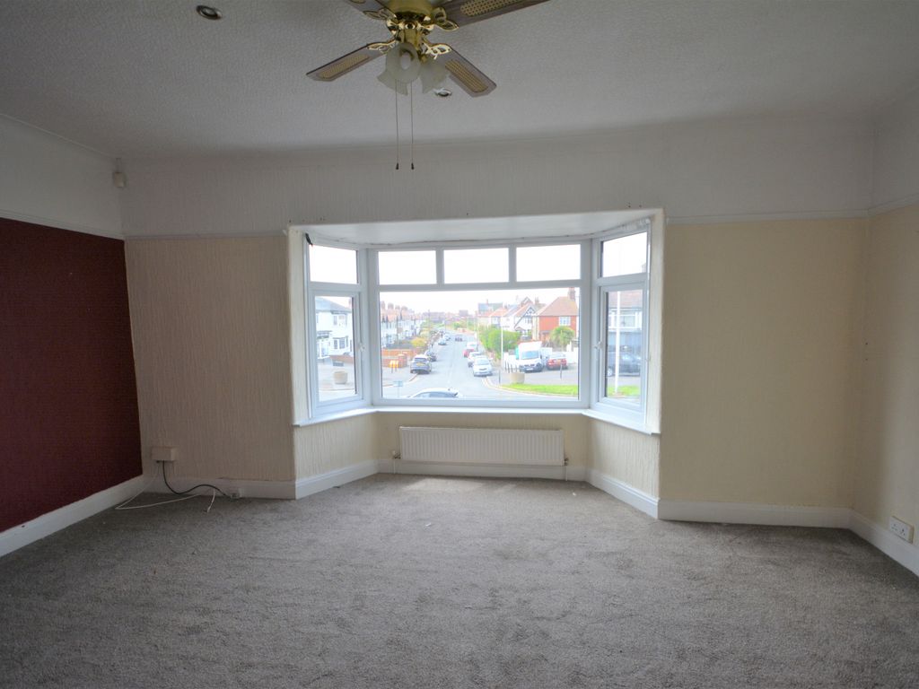 2 bed flat to rent in Devonshire Road, Blackpool FY2 Zoopla