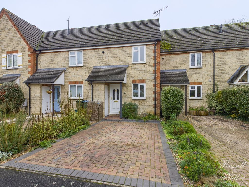 2 bed terraced house for sale in Wharfside Place, Buckingham MK18 Zoopla